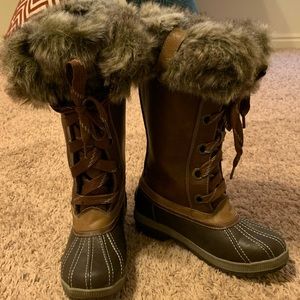 London Fog Snow boots